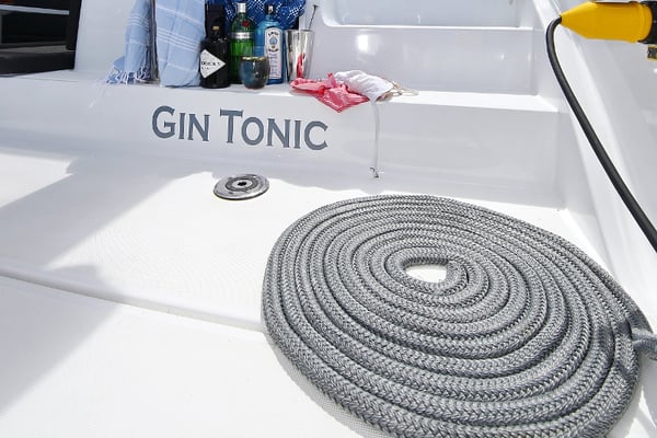 GIN TONIC
