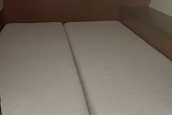 Senza Fine  ( A/C and Generator )