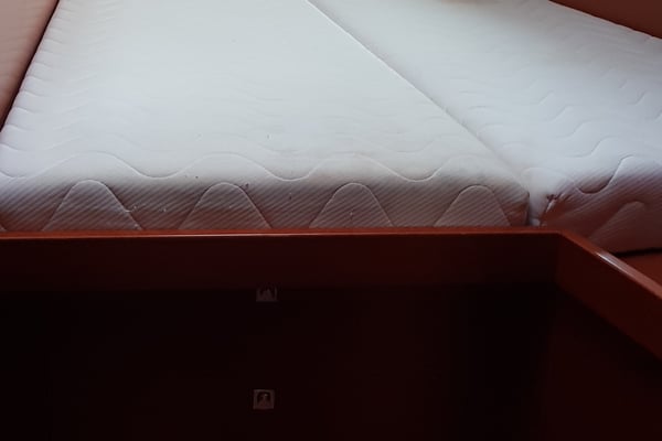 Senza Fine  ( A/C and Generator )