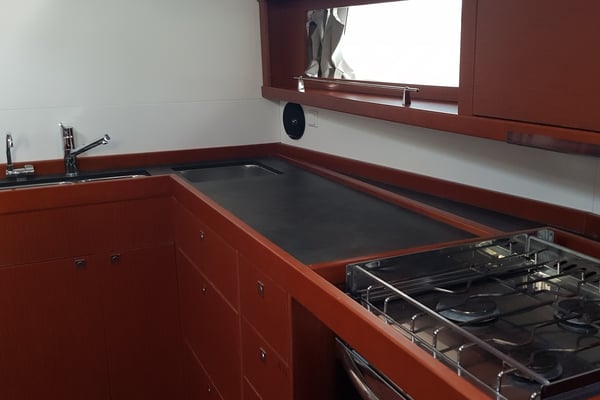 Senza Fine  ( A/C and Generator )