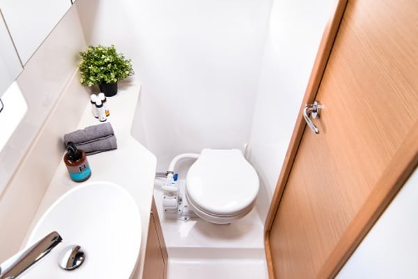 Paris (Dufour Catamaran 48)