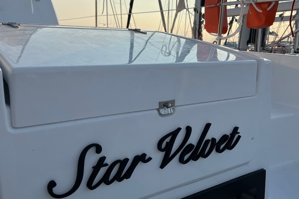 Star Velvet (A/C, Generator, Water Maker, dishwasher)