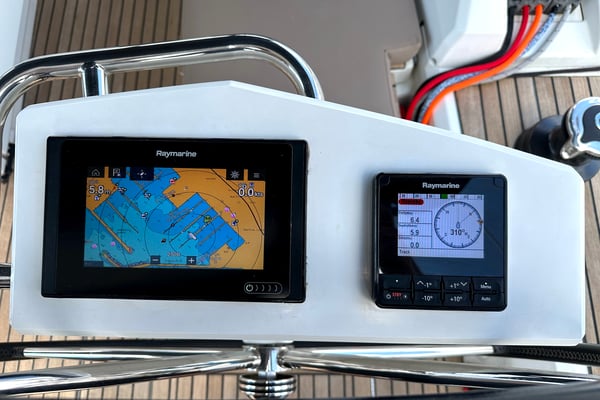 Sail Away (Refit 2025 - A/C - Electric Heads)