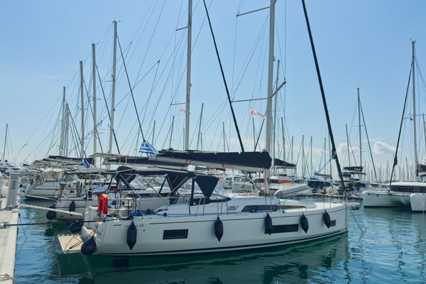 Sail Away (Refit 2025 - A/C - Electric Heads)