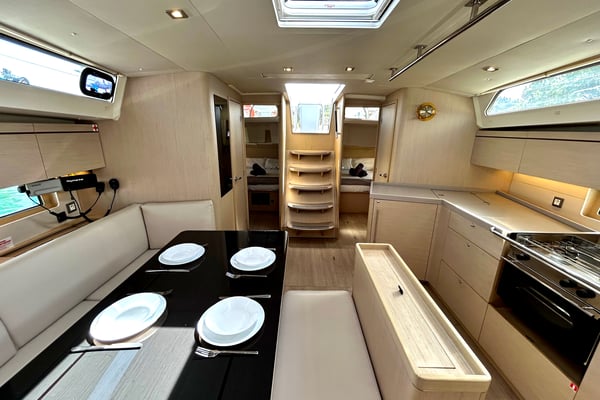 Capriccio (Refit 2025 - A/C - Generator - Electric Heads)