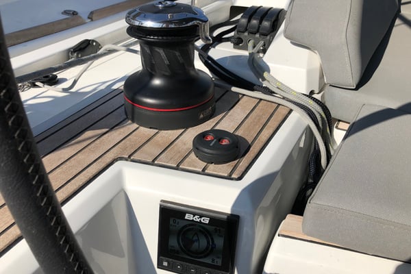 Salt Water (A/C - Generator - Inverter - 12 pax)