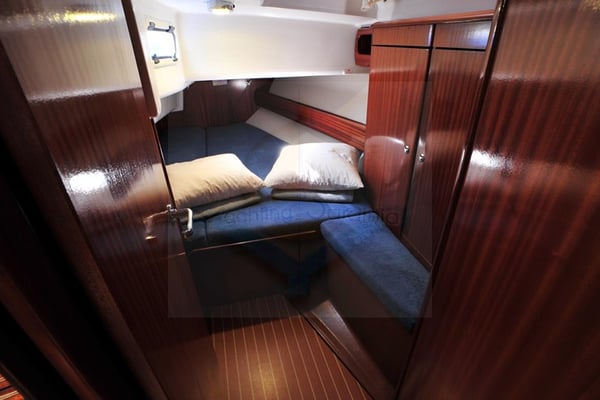  Aft Port Cabin - June 2014