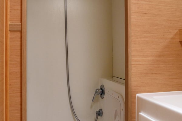 Interior - shower (photo taken 2019)