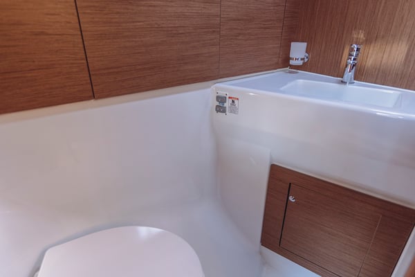 Miro 2022 ( Beneteau Oceanis 40.1 ft)