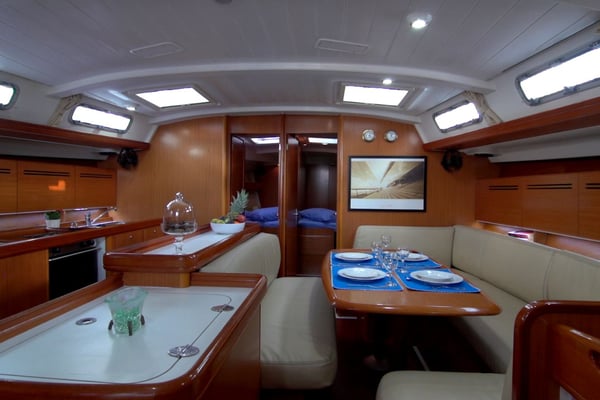 Lucky dice - (A/C - Generator - Refit 2022)