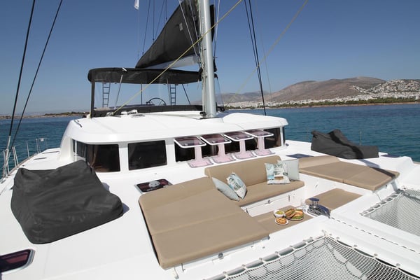 The Full House - (A/C - Generator - Refit 2021)