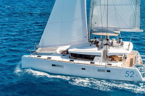 Queen of Hearts (A/C - Generator - Refit 2022)