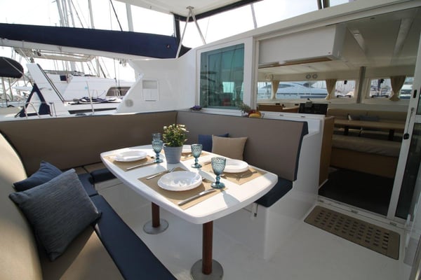 Vegas  - (A/C - Generator - Refit 2021)