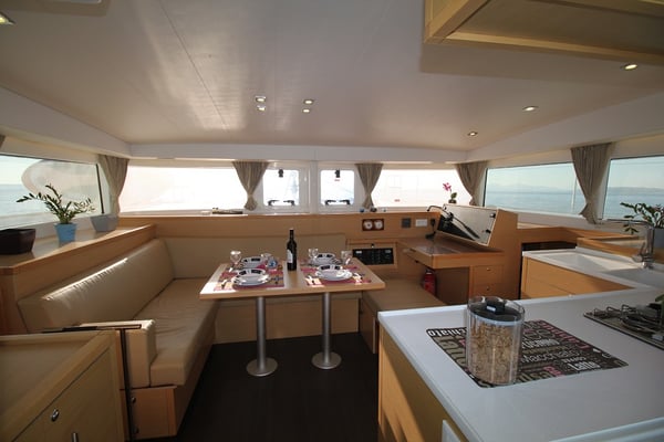 Sailing Blue 4 - Refit 2021