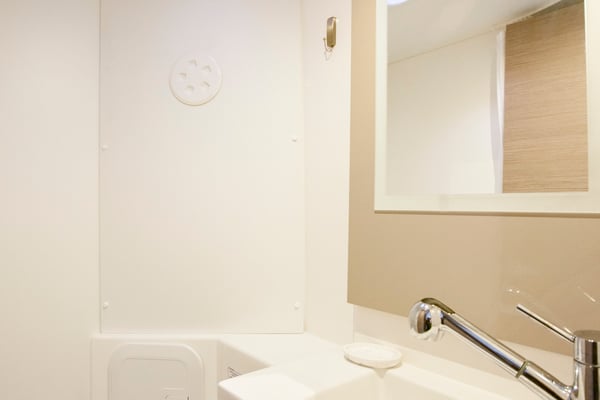 Front WC (port side)