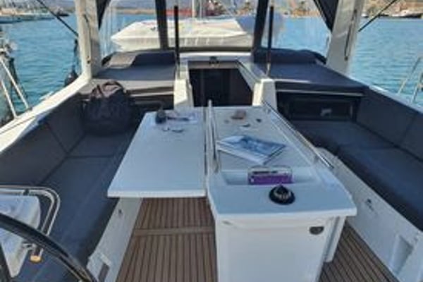 Anemos (A/C , Generator 8kVA, Solar Panels, Bow Thruster, BBQ)