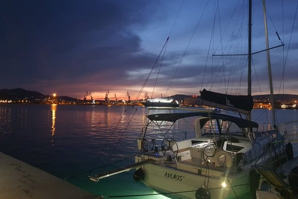 Anemos (A/C , Generator 8kVA, Solar Panels, Bow Thruster, BBQ)