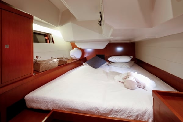 Nabucco: Forward Cabin #2 (Cabin Charter - 2 pax) Fully Crewed, ALL EXPENSES