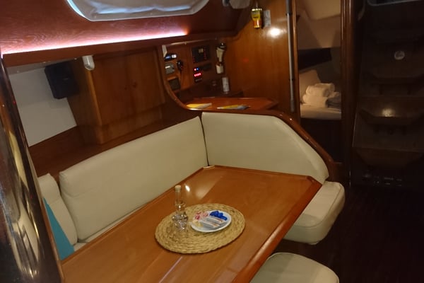 Pythagoras (electric head, wind generator)