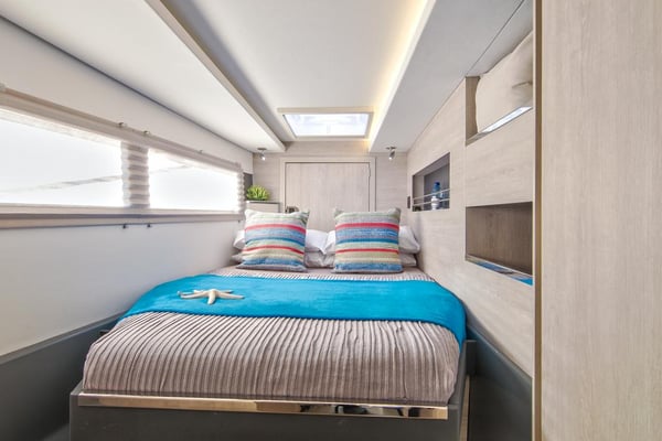 Moorings 4500L Crewed