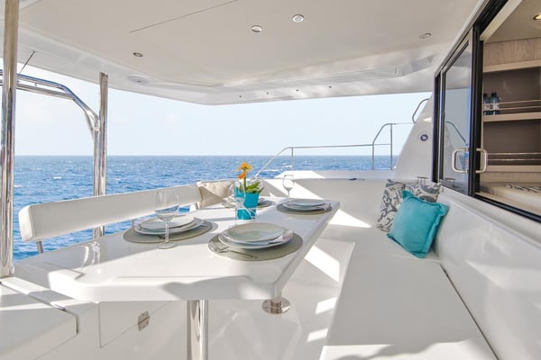 Moorings 433 PC Club