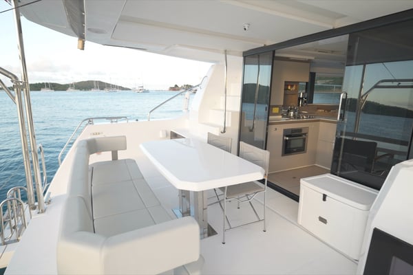 Moorings 403 PC Exclusive