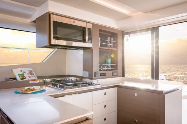 Moorings 534 PC Crewed