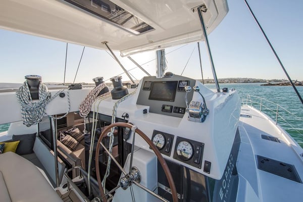 Moorings 5000-5 Club