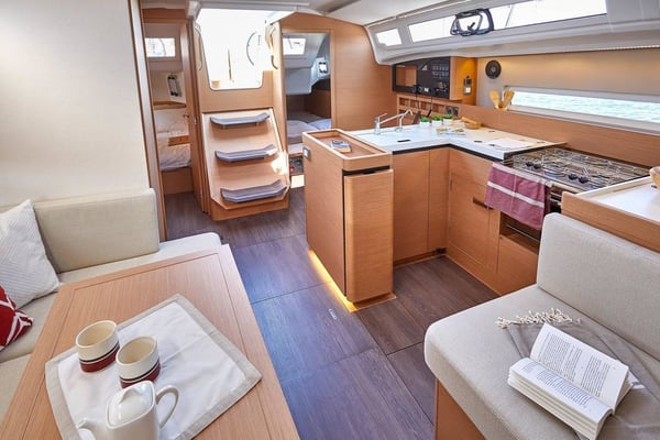 Sunsail 410 Premium
