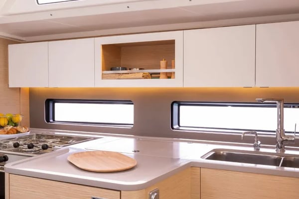 Sunsail 41.3 Premium