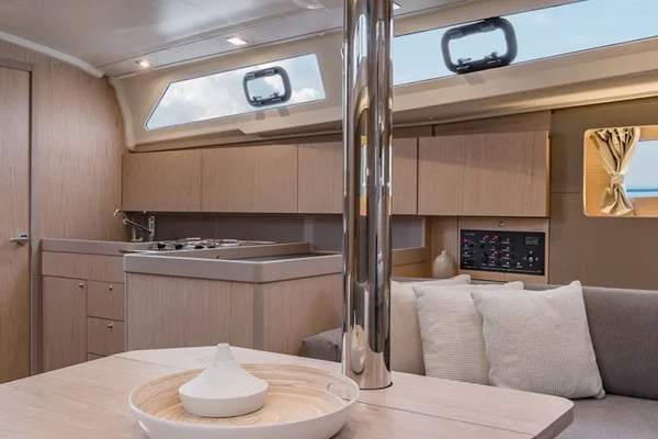 Sunsail 41.1 Classic