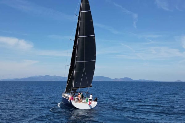 Avalon - Luxury - A/C, Watermaker