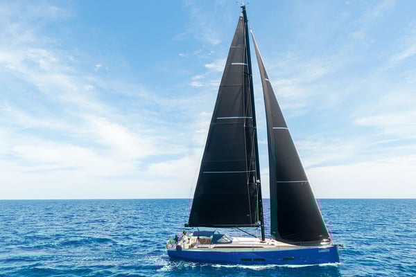 Avalon - Luxury - A/C, Watermaker