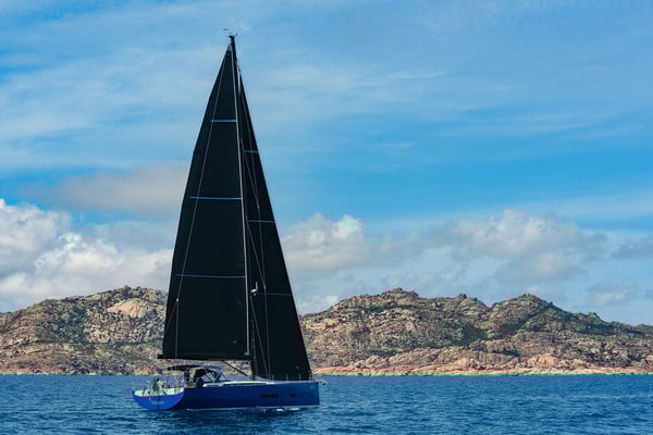 Avalon - Luxury - A/C, Watermaker