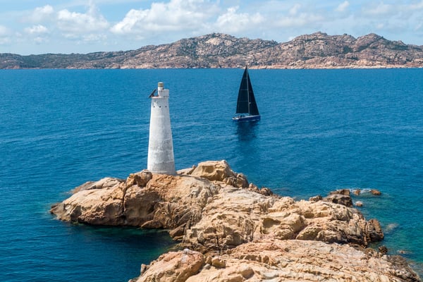 Avalon - Luxury - A/C, Watermaker