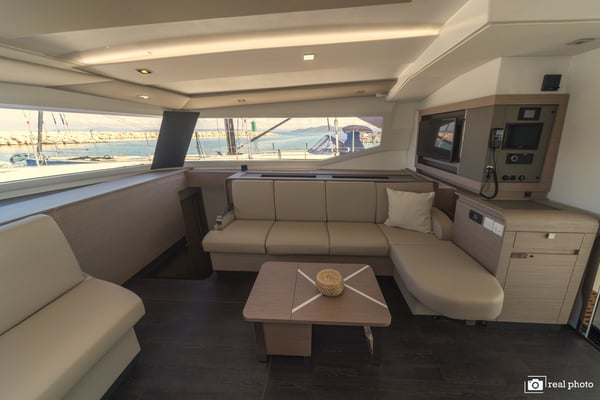 Papa Charlie - A/C, Generator, Water maker