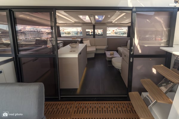 Papa Charlie - A/C, Generator, Water maker