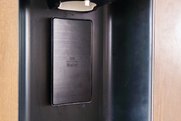 Monia - A/C, Generator, Water maker