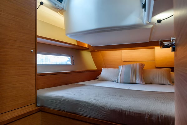 Dione - Water maker, Solar Panel