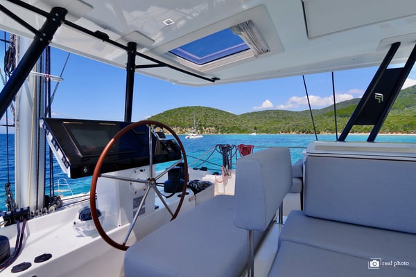 Maurice - Luxury Catamaran, A/C, Generator, Water maker