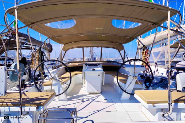 Nora - Water maker, Solar Panel