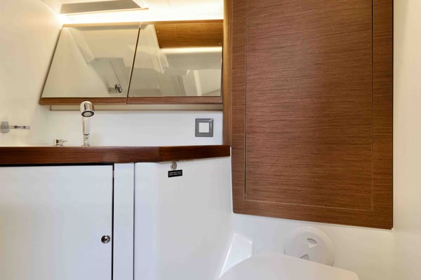 Nora - Water maker, Solar Panel