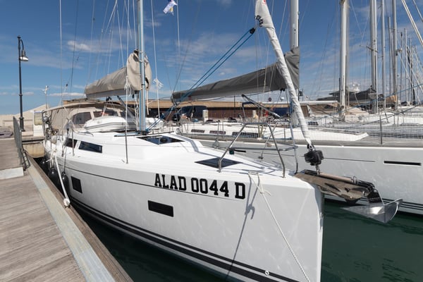 Tecla - Water maker, Solar Panel - BOTH SAILS triradial, Retractabile Bow Trust