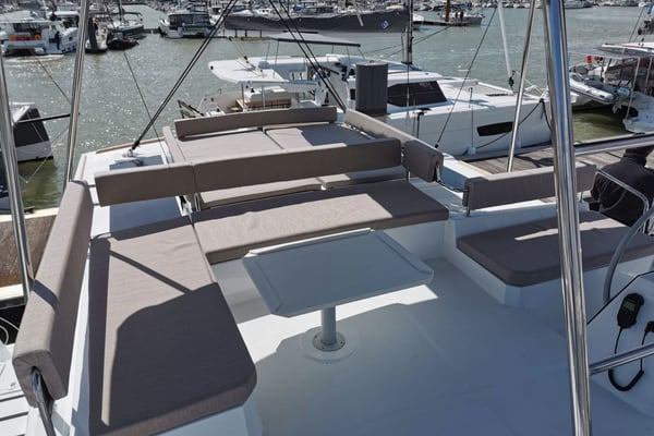 Moderna - A/C, Generator, WM, Solar Panel, BBQ