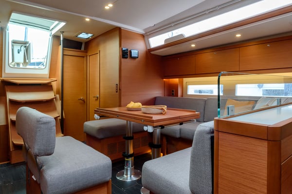 Olimpia - A/C, Generator, Water maker