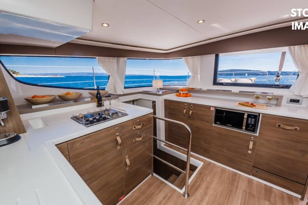 Zen - A/C, Generator, Water maker