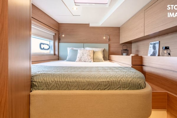 Zen - A/C, Generator, Water maker