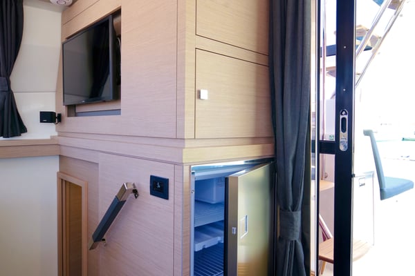 ORSA 3 - A/C, Generator, Water maker