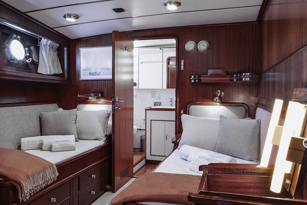 Five Angels - Motor yacht