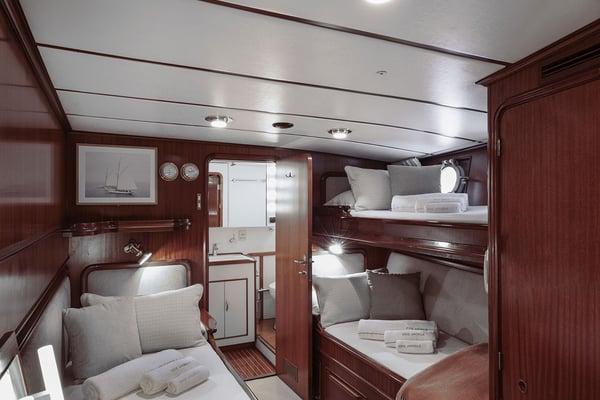 Five Angels - Motor yacht